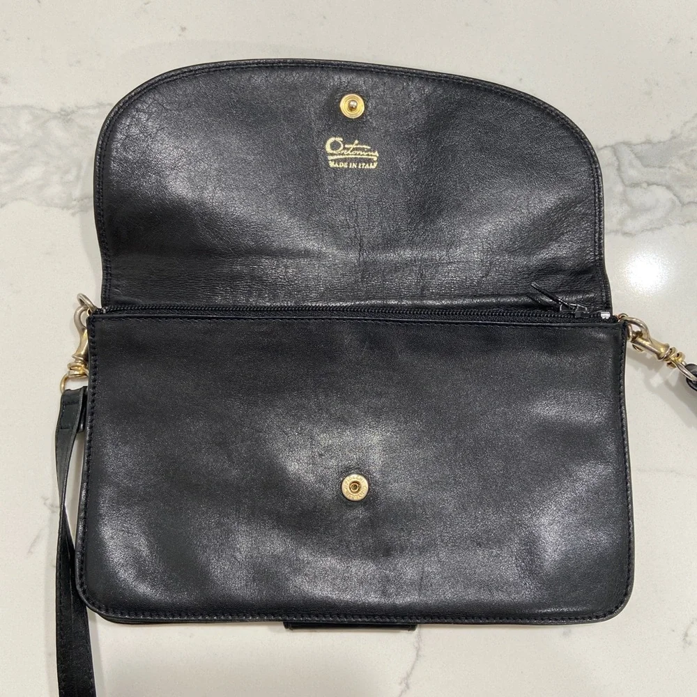 Genuine Leather Antonio Melani Vintage Black Crossbody Bag 🔥(Made in Italy) - Picture 6 of 7